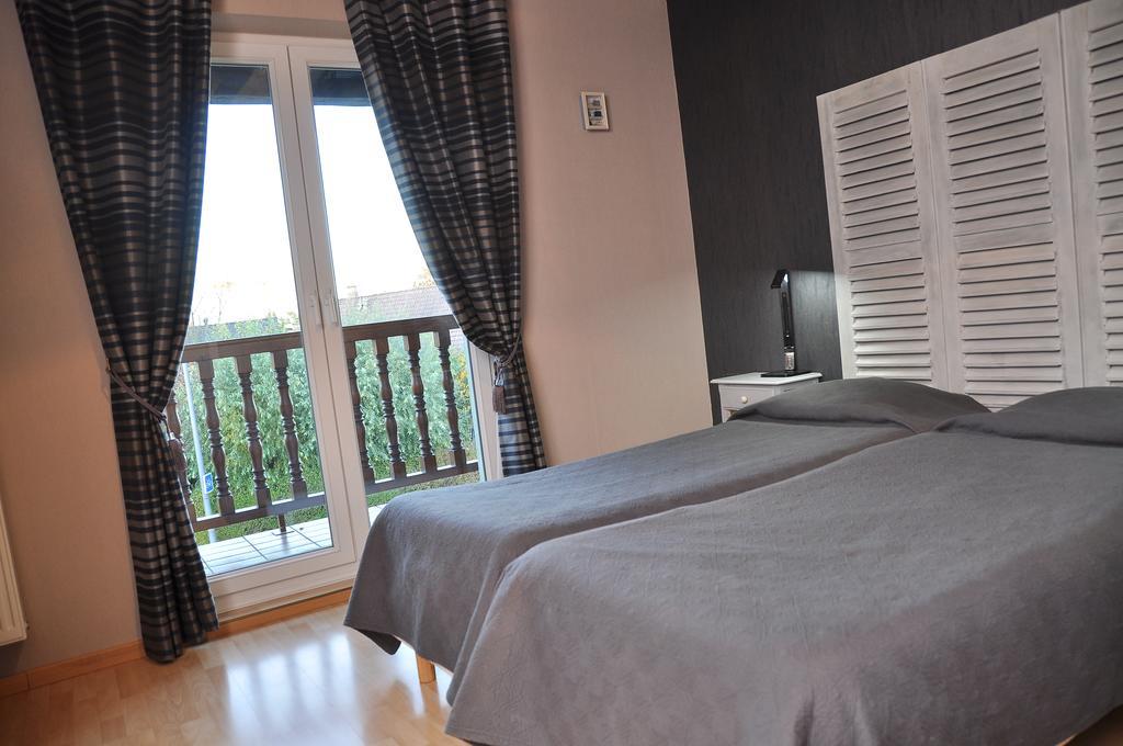 Chambres d'hôtes Les Chalinettes Fegersheim Chambre photo